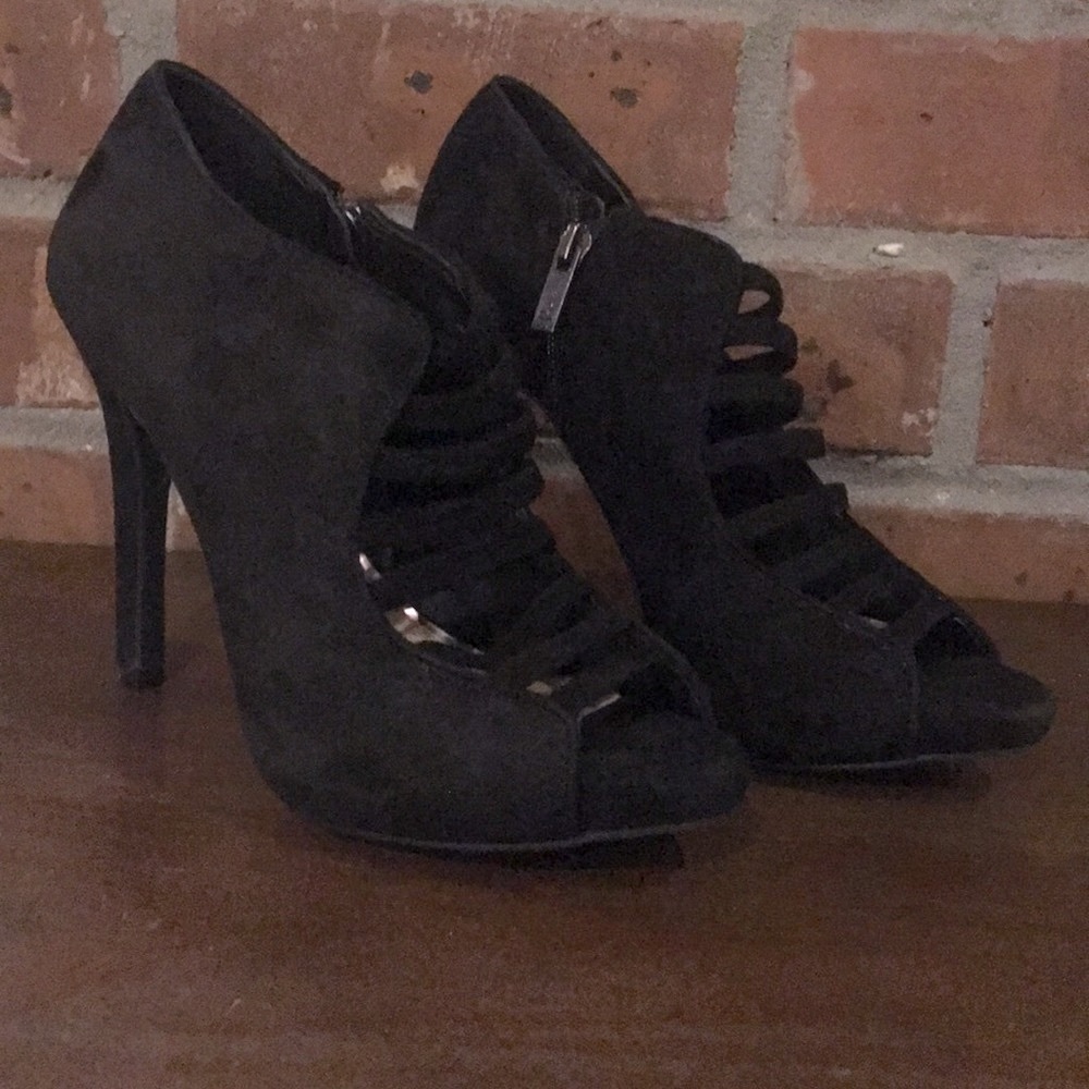 Jessica Simpson heels